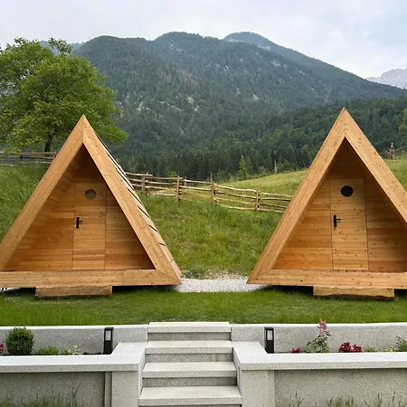 Glamping Kamp Triglav Domek letniskowy *